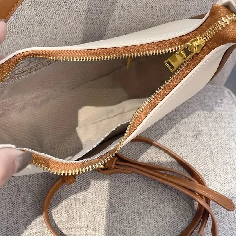 Women's Crescent Moon Saddle Bag | Adjustable Strap Bag, Crossbody Bag